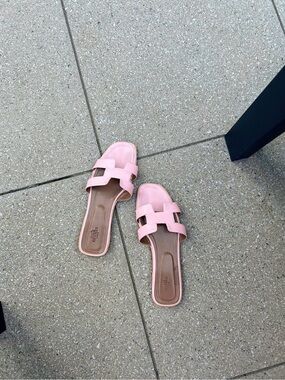 Hermes Pink Oran Leather Slide Sandals